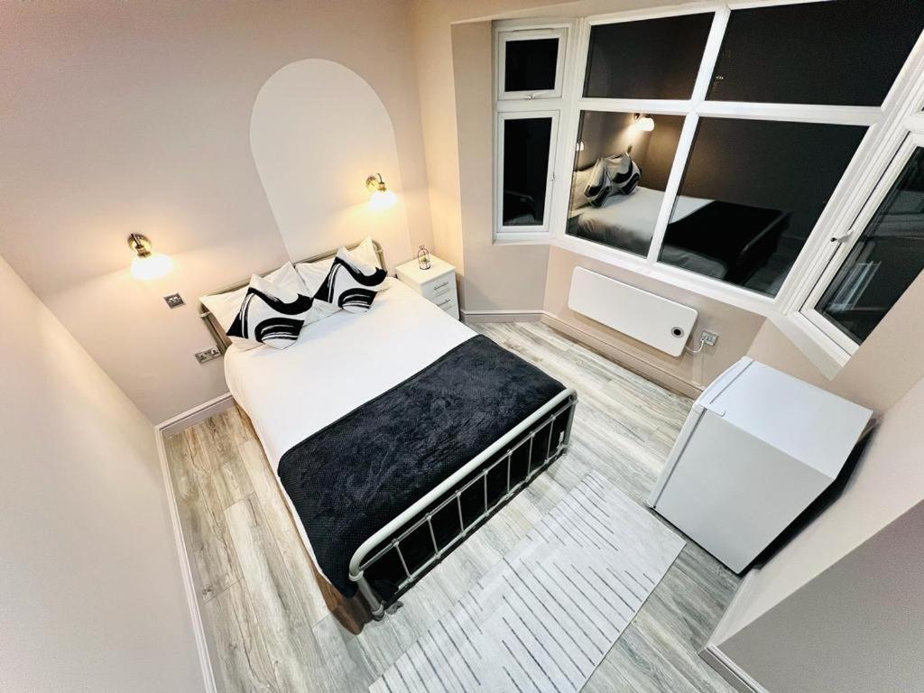 London Crescent House Top Location Ensuites Rooms Great Value Ngoại thất bức ảnh